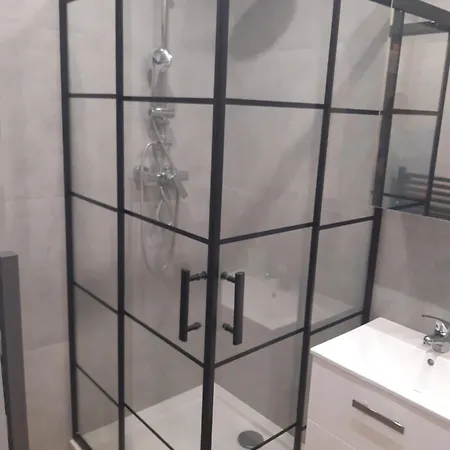 Kolobrzeska 65c Apartament Гданьск